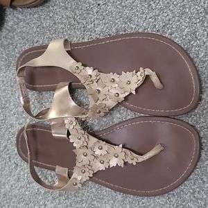 Relativity Sandals